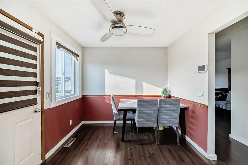 11 Martinwood Road Ne, Calgary, AB - Indoor