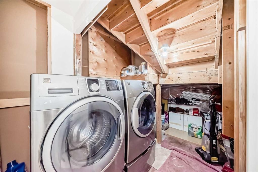 11 Martinwood Road Ne, Calgary, AB - Indoor Photo Showing Laundry Room