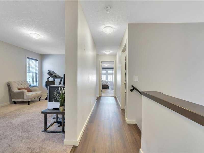 53 Legacy Terrace Se, Calgary, AB - Indoor Photo Showing Other Room