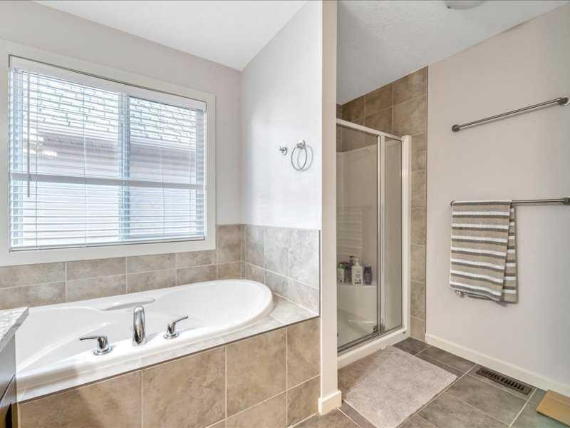53 Legacy Terrace Se, Calgary, AB - Indoor Photo Showing Bathroom