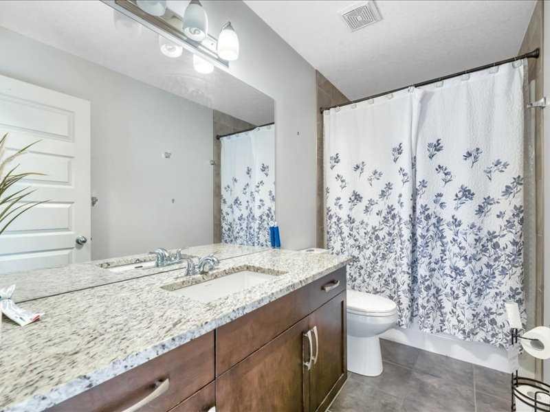 53 Legacy Terrace Se, Calgary, AB - Indoor Photo Showing Bathroom