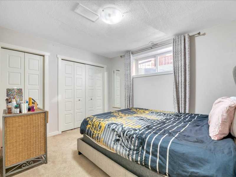 53 Legacy Terrace Se, Calgary, AB - Indoor Photo Showing Bedroom