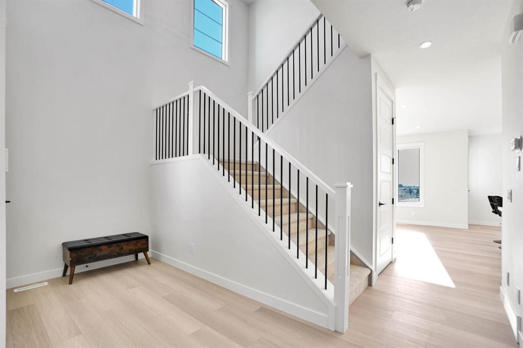 126 Waterstone Way, Chestermere, AB - Indoor Photo Showing Other Room