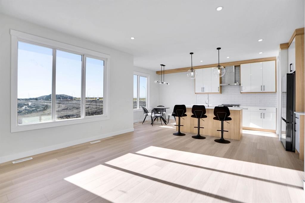 126 Waterstone Way, Chestermere, AB - Indoor