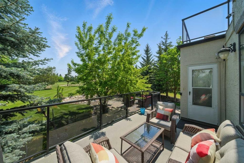 31 Lynx Meadows Court Nw, Calgary, AB - Outdoor