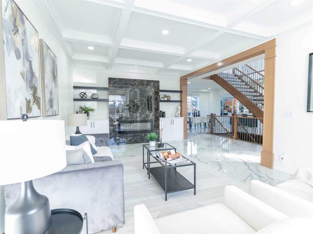 31 Lynx Meadows Court Nw, Calgary, AB - Indoor Photo Showing Other Room