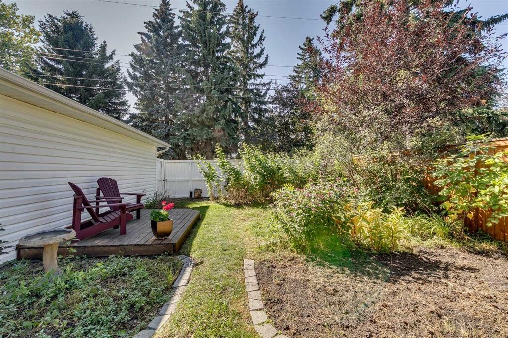 3235 Bearspaw Drive Nw, Calgary, AB - Outdoor