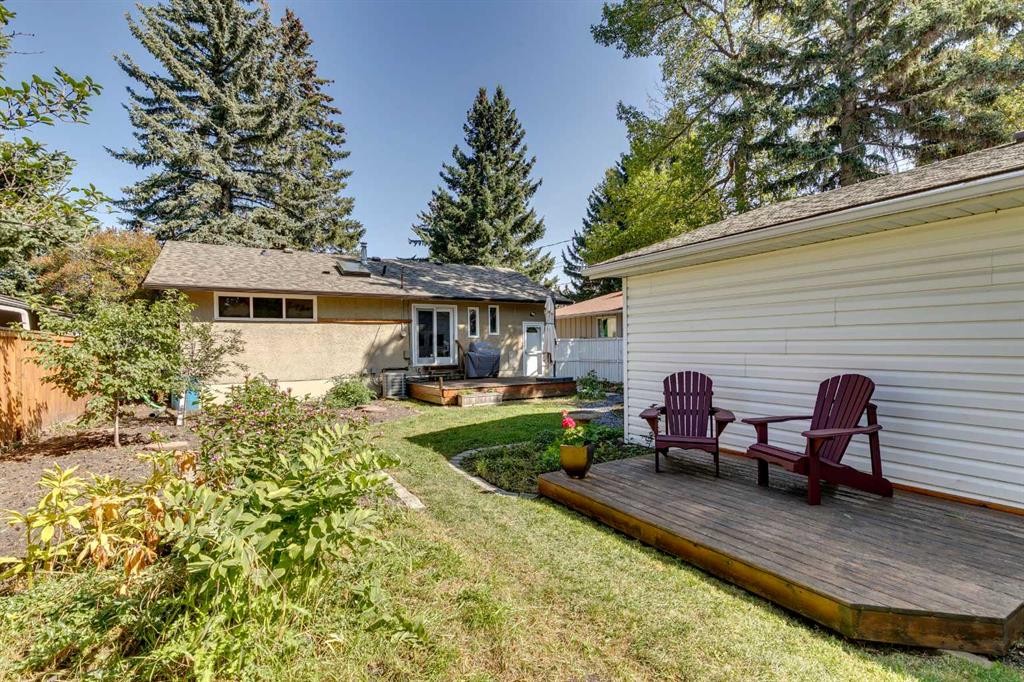 3235 Bearspaw Drive Nw, Calgary, AB - Outdoor With Deck Patio Veranda