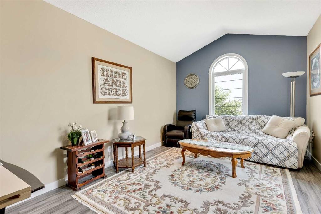 166 Harvest Rose Circle Ne, Calgary, AB - Indoor Photo Showing Living Room