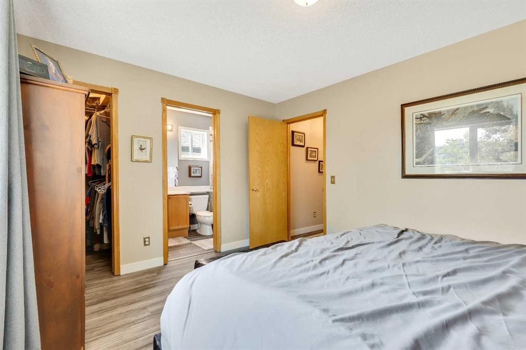 166 Harvest Rose Circle Ne, Calgary, AB - Indoor Photo Showing Bedroom