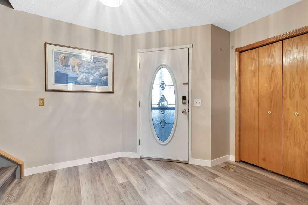 166 Harvest Rose Circle Ne, Calgary, AB - Indoor Photo Showing Other Room