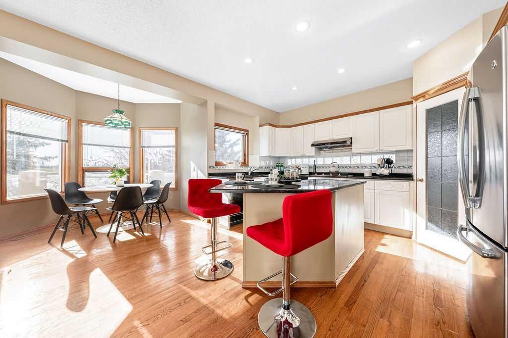 109 Lakeside Greens Drive, Chestermere, AB - Indoor