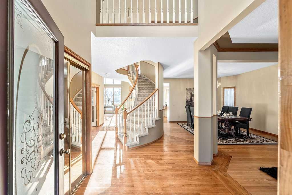 109 Lakeside Greens Drive, Chestermere, AB - Indoor Photo Showing Other Room