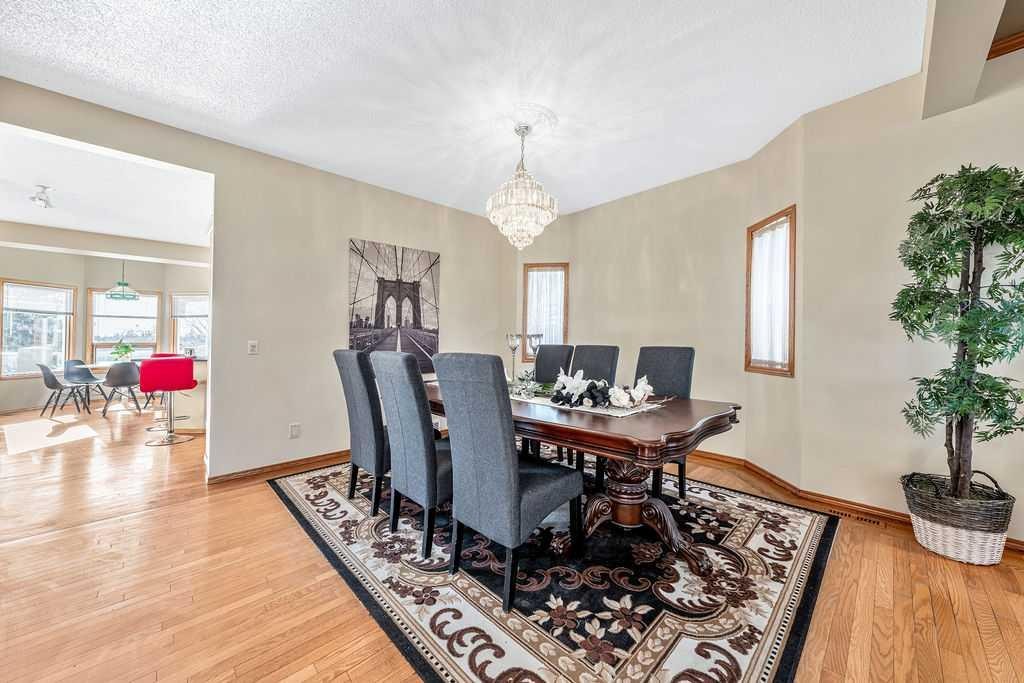 109 Lakeside Greens Drive, Chestermere, AB - Indoor Photo Showing Dining Room