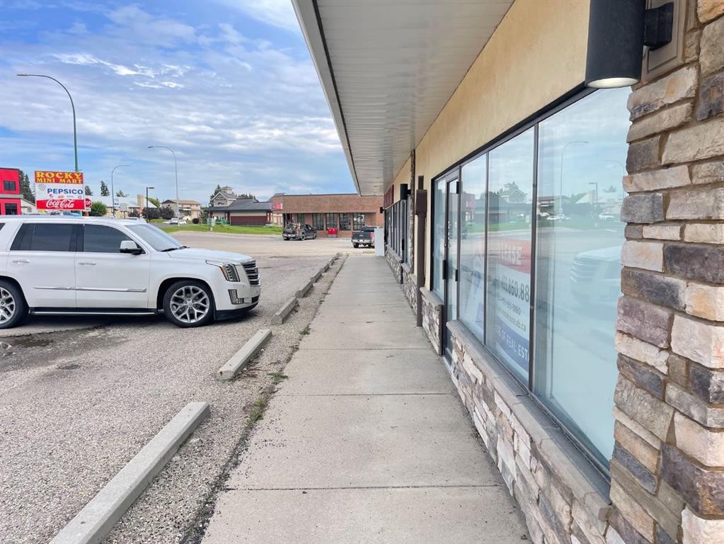 123 Any Street, Rocky Mountain House, AB