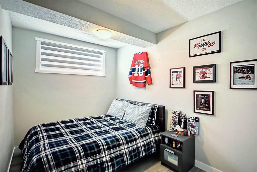 10077 46 Street Ne, Calgary, AB - Indoor Photo Showing Bedroom