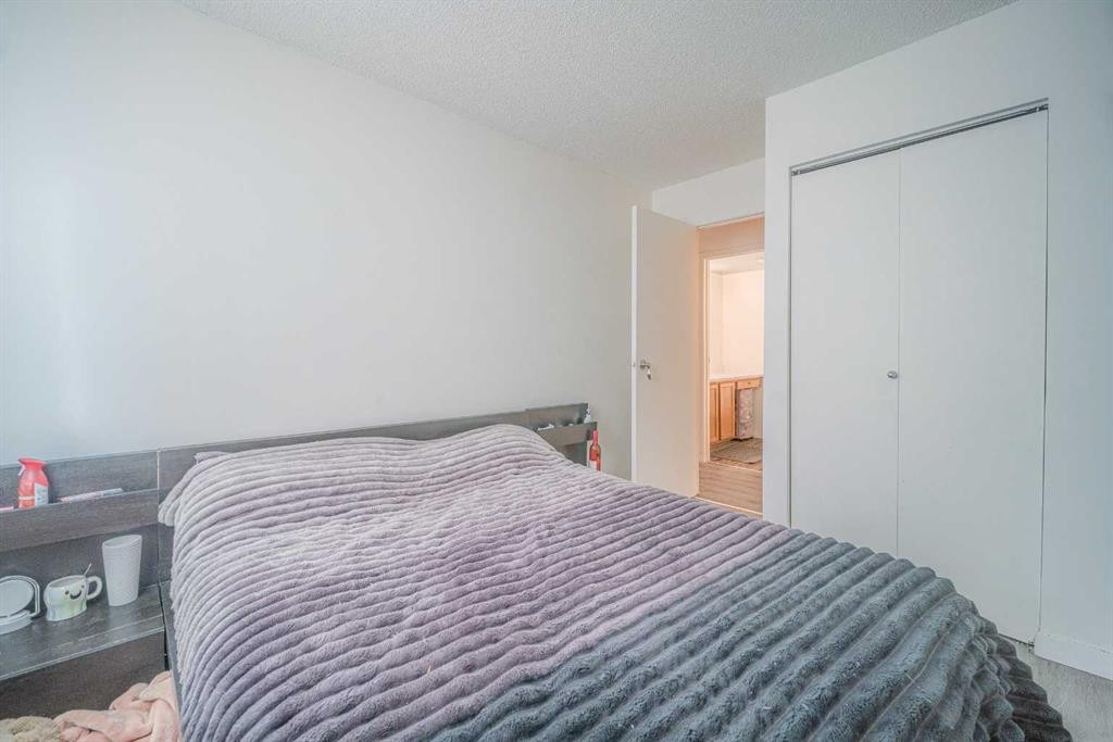 32-1703 11 Avenue Sw, Calgary, AB - Indoor Photo Showing Bedroom