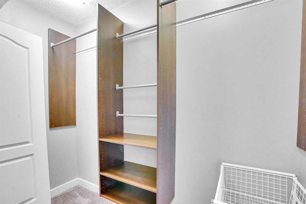 208 Sagewood Landing Sw, Airdrie, AB - Indoor Photo Showing Other Room