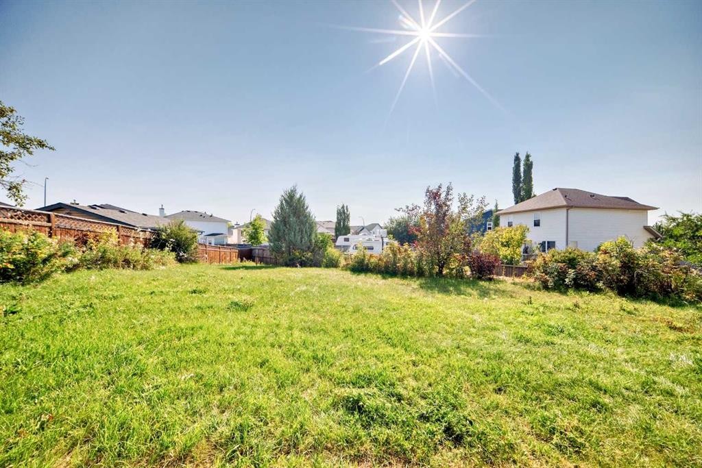 41 Covette Bay Ne, Calgary, AB - Outdoor