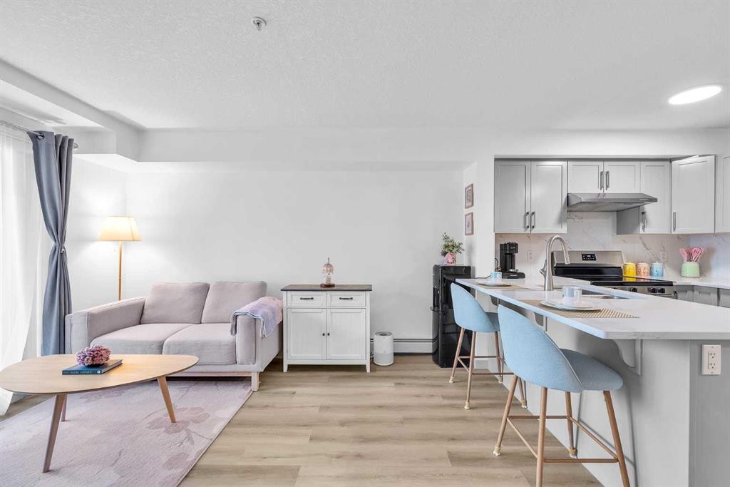 2214-175 Panatella Hill Nw, Calgary, AB - Indoor