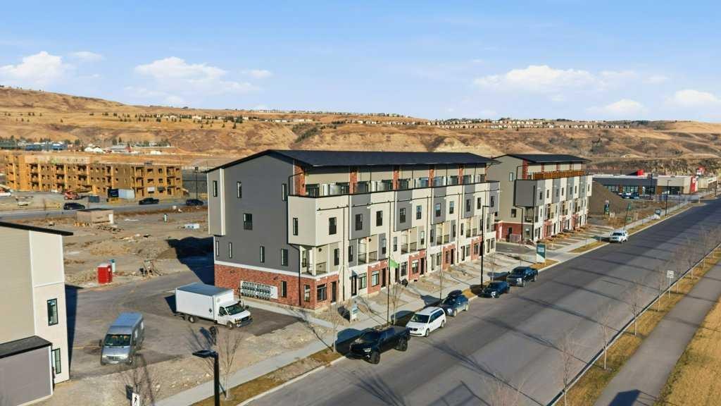 102-156 Park Street, Cochrane, AB - Outdoor With View