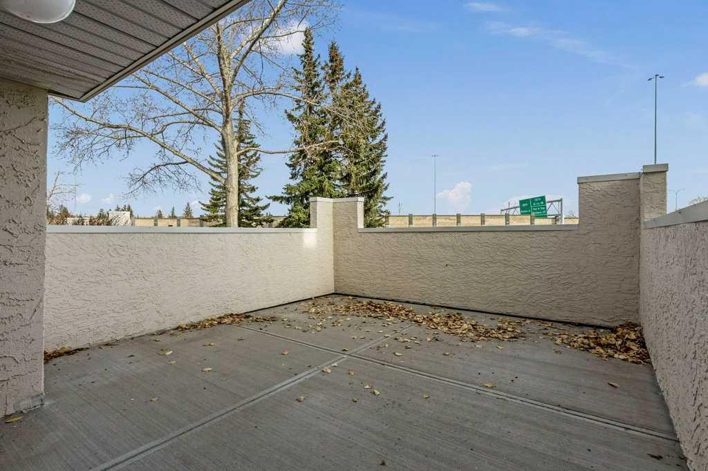 105-3500 Varsity Drive Nw, Calgary, AB - Outdoor