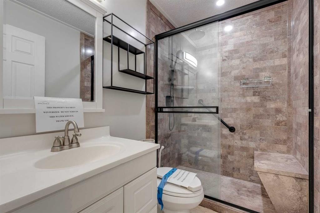 16 Abalone Crescent Ne, Calgary, AB - Indoor Photo Showing Bathroom