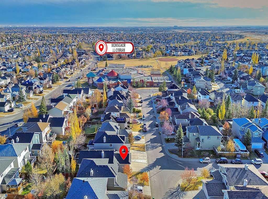 40 Bridlewood Gardens Sw, Calgary, AB - Outdoor With View