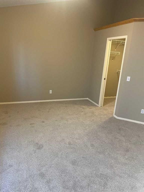 40 Bridlewood Gardens Sw, Calgary, AB - Indoor Photo Showing Other Room