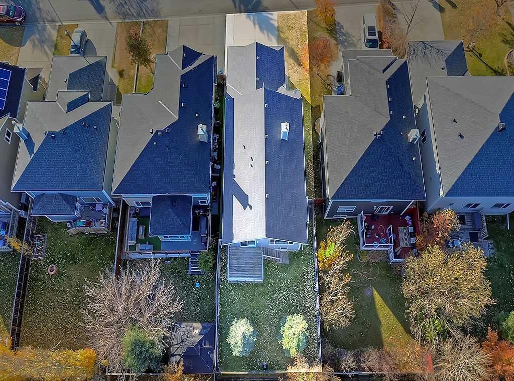 40 Bridlewood Gardens Sw, Calgary, AB -