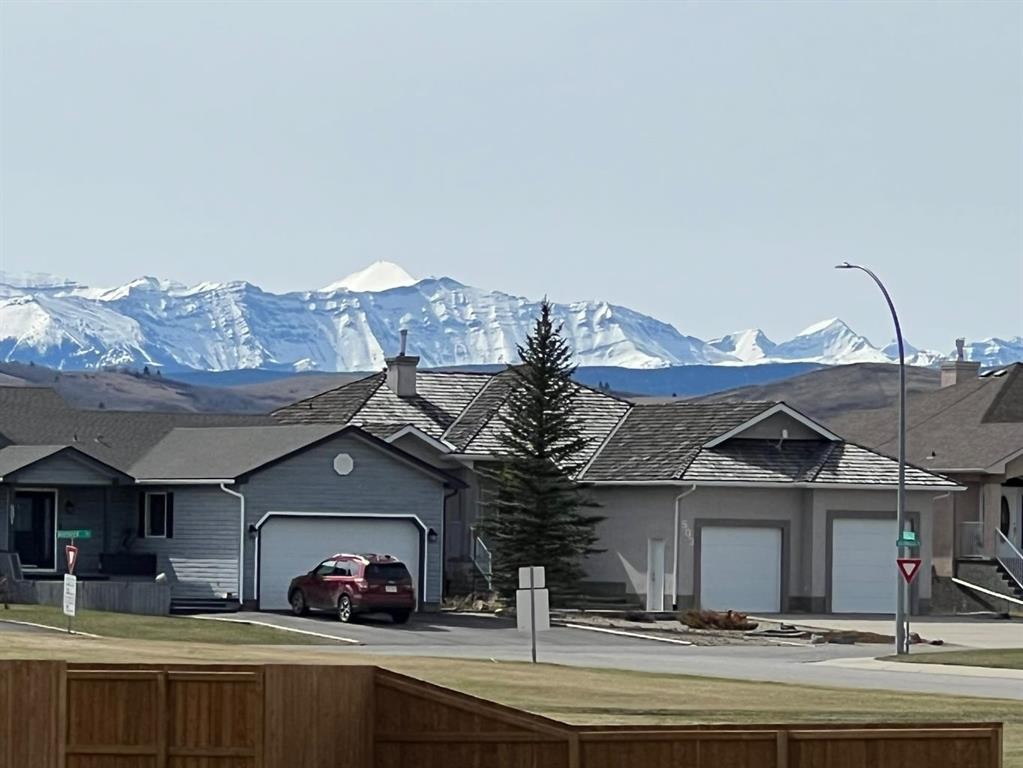 321 Twin Cities Drive, Longview, AB