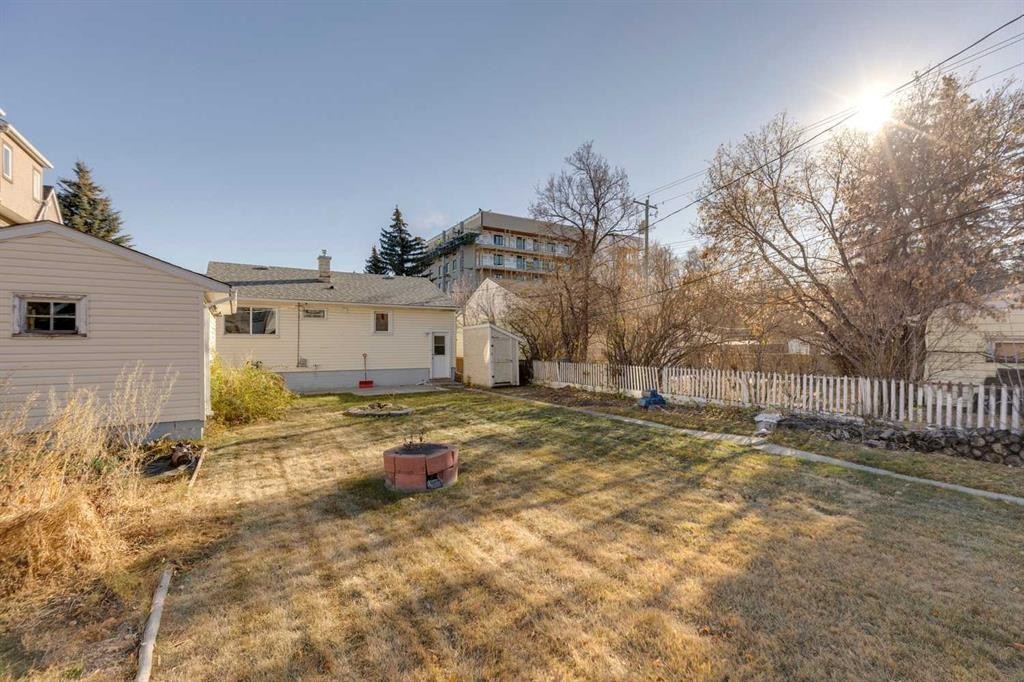 519 34 Street Nw, Calgary, AB - Outdoor