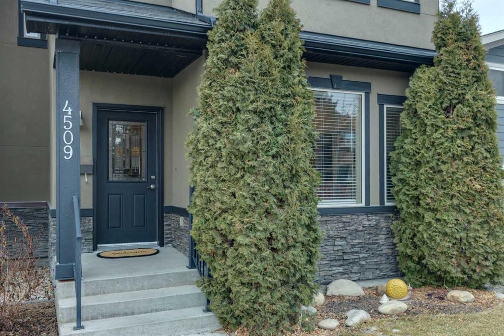 4509 19 Avenue Nw, Calgary, AB - Outdoor