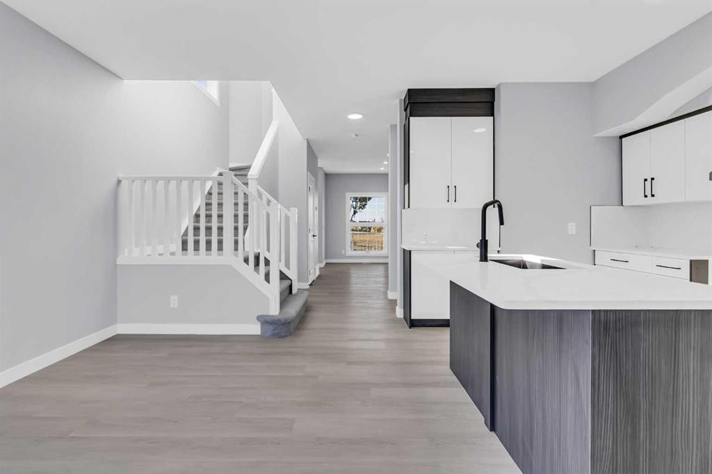26 Saddlemont Road Ne, Calgary, AB - Indoor Photo Showing Kitchen