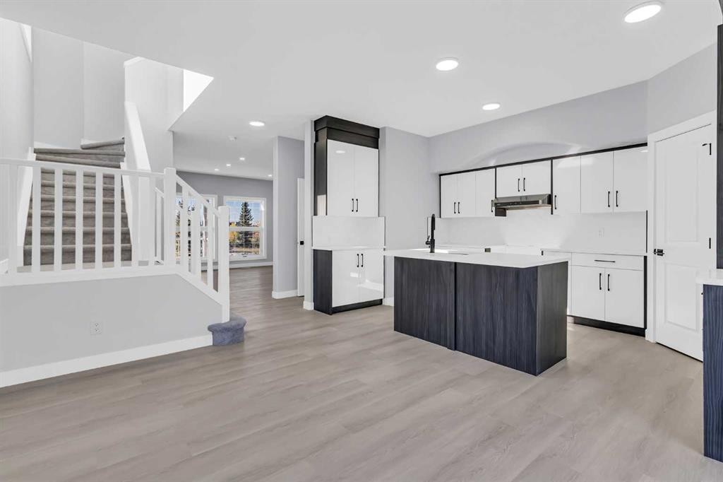 26 Saddlemont Road Ne, Calgary, AB - Indoor Photo Showing Kitchen