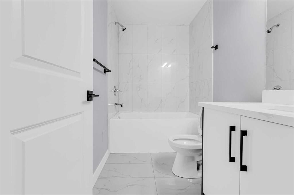 26 Saddlemont Road Ne, Calgary, AB - Indoor Photo Showing Bathroom