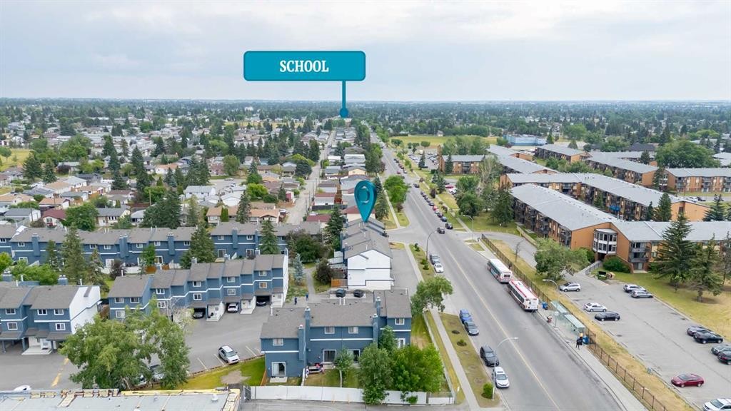 602-919 38 Street Ne, Calgary, AB - Outdoor With View