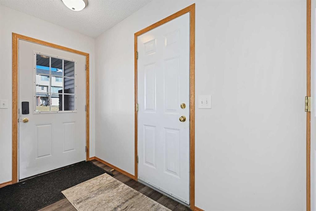 258 Rocky Ridge Court Nw, Calgary, AB - Indoor Photo Showing Other Room