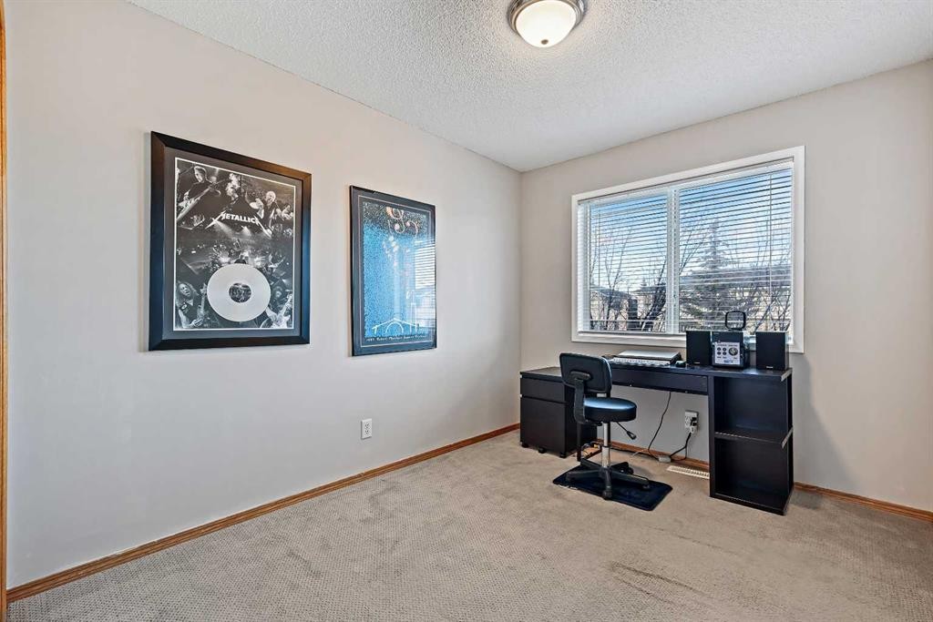 258 Rocky Ridge Court Nw, Calgary, AB - Indoor Photo Showing Office