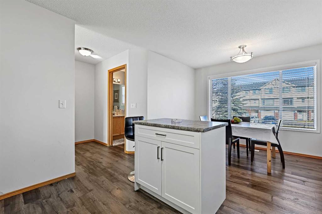 258 Rocky Ridge Court Nw, Calgary, AB - Indoor
