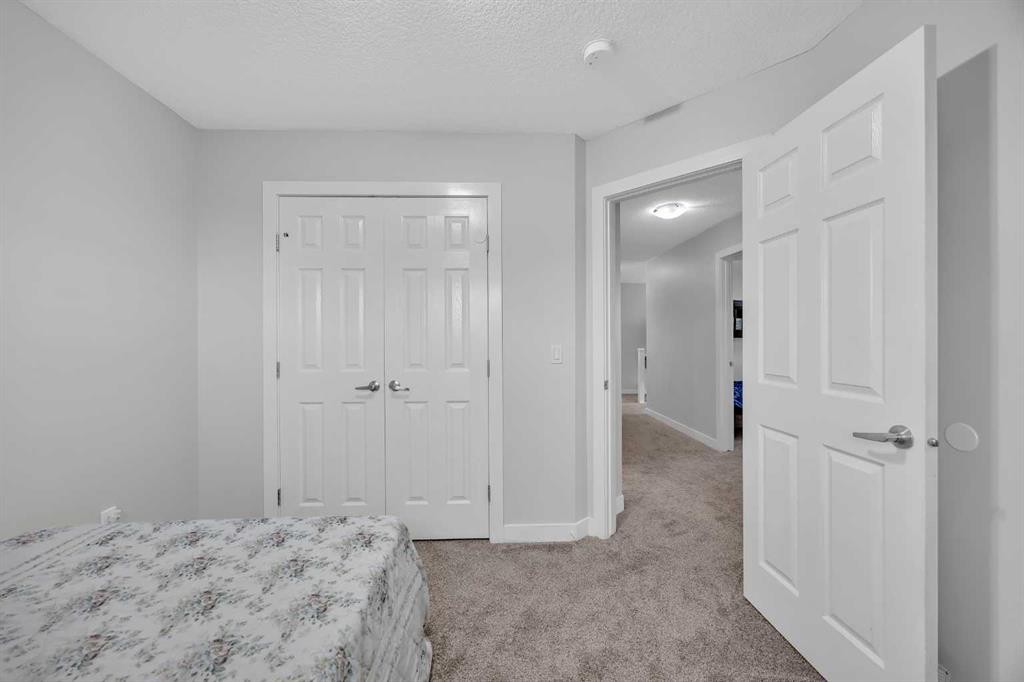 320 Nolancrest Circle Nw, Calgary, AB - Indoor Photo Showing Bedroom