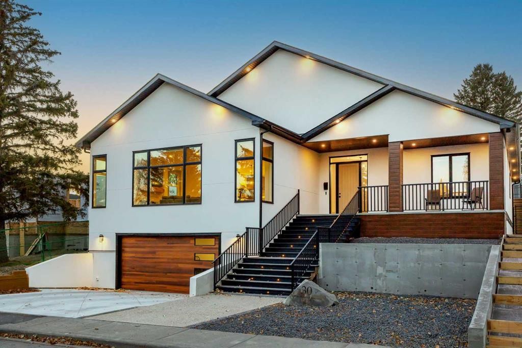 30 Roselawn Crescent Nw, Calgary, AB - Outdoor