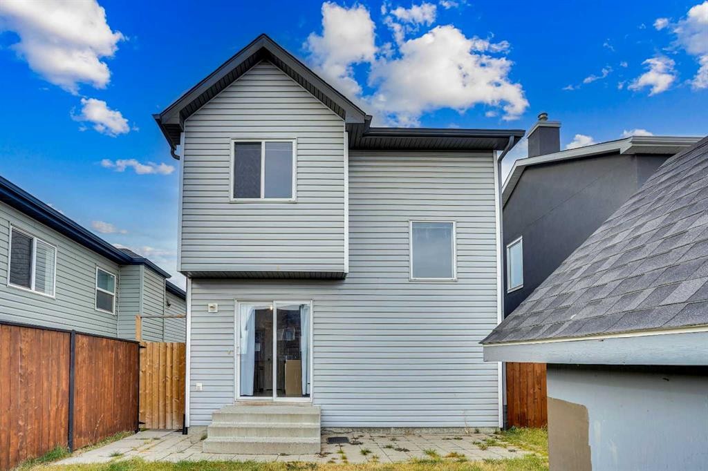 171 Saddlemead Green Ne, Calgary, AB - Outdoor