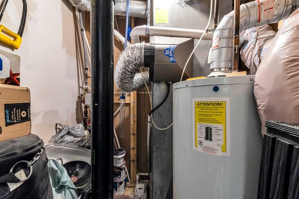 43 Martindale Court Ne, Calgary, AB - Indoor Photo Showing Other Room