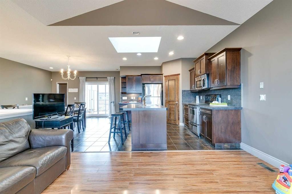 79 Prestwick Street Se, Calgary, AB - Indoor