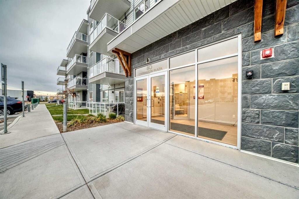 404-80 Carrington Plaza Nw, Calgary, AB - Outdoor With Balcony