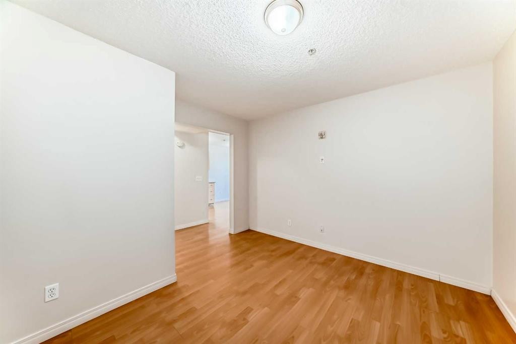 3103-1620 70 Street Se, Calgary, AB - Indoor Photo Showing Other Room