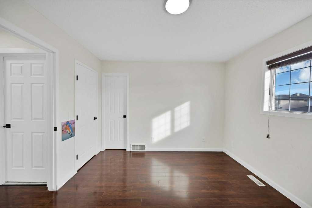 5934 Saddlehorn Drive Ne, Calgary, AB - Indoor Photo Showing Other Room