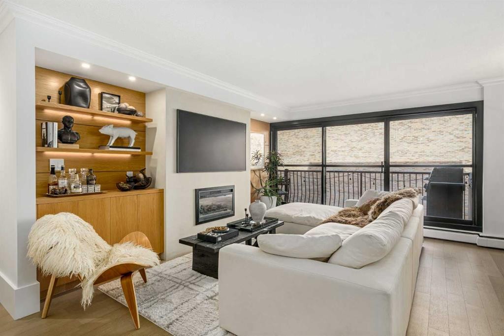 71D-231 Heritage Drive Se, Calgary, AB - Indoor With Fireplace