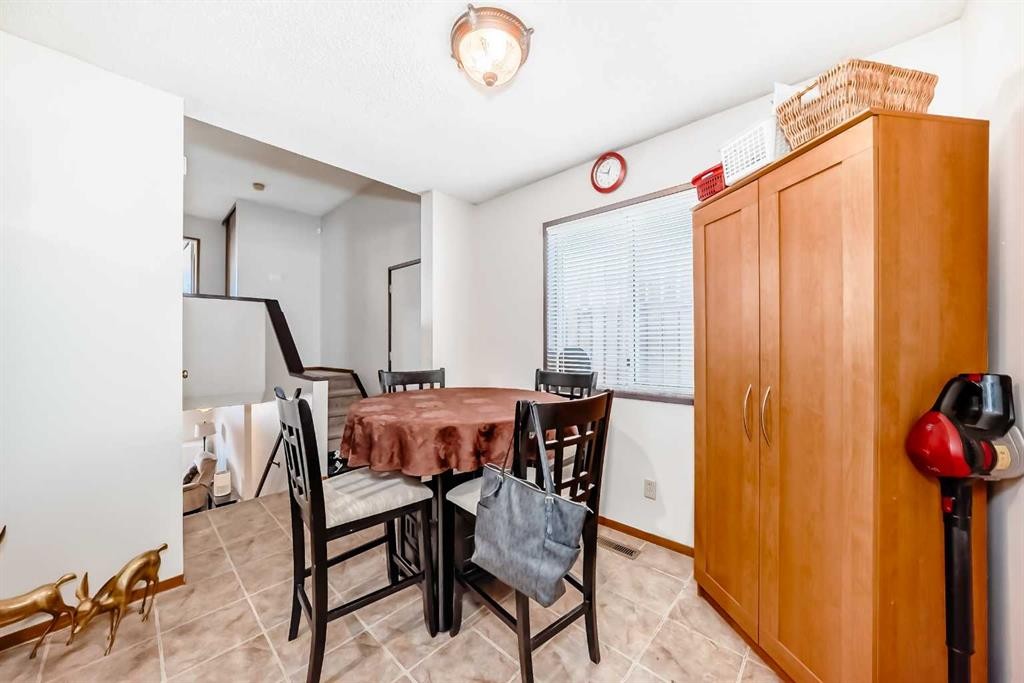 27 Martinview Crescent Ne, Calgary, AB - Indoor